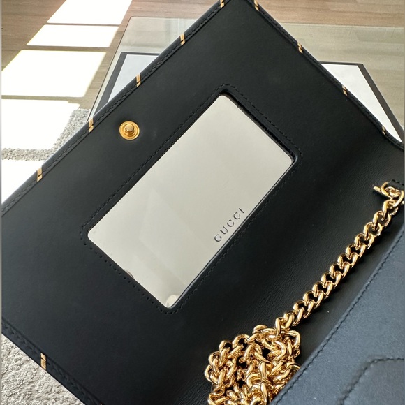Gucci Diagonal GG Chain Wallet - Picture 9 of 11
